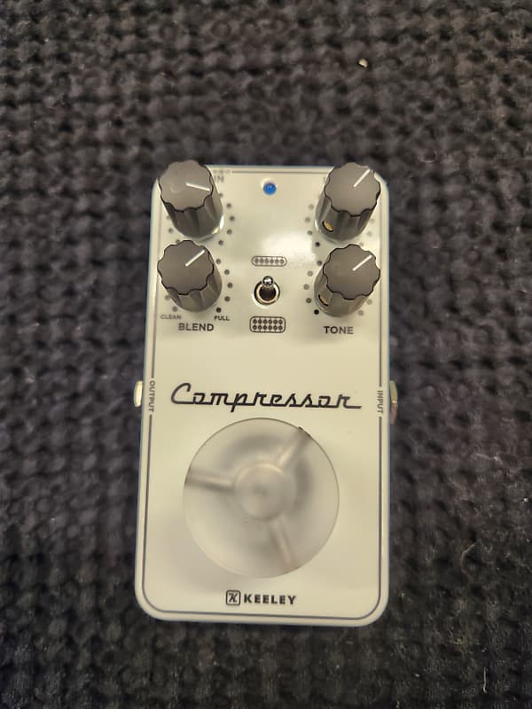 Keeley Compressor Plus Limited Edition - Glow 2022 - White