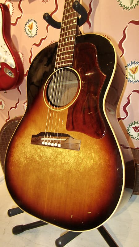 1965 Gibson LG-1 Flattop Acoustic - Sunburst