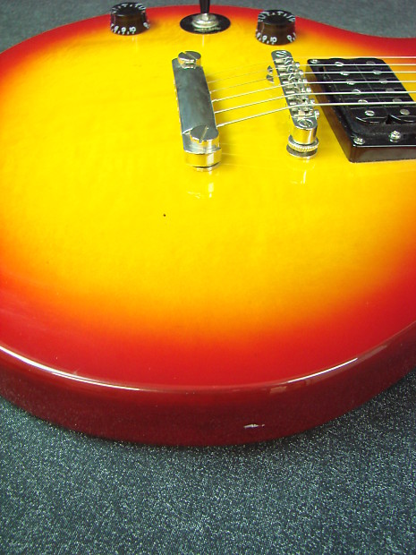 【左利き用】 Epiphone Les Paul Special II　レフティ Epiphone Les Paul Special Left Hand (TV Yellow) 入門セット付