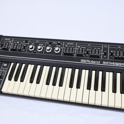 Roland SH-2 *Near mint with hard case & serviced*