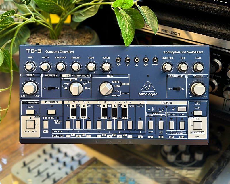 Behringer TD-3 BU Analog Bass Line Synth image 1