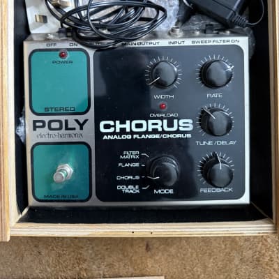 Electro Harmonix POLY CHORUS(旧型) s-l400.jpg