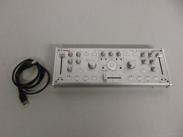 Vestax VCM-100 USB DJ Controller