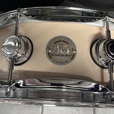 DW  Collectors Series LACQUER SPECIALTY maple snare drum  2003 WHITE WASH SEE THROUGH LACQUER image 1