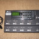 used Fractal Audio AX8 Amp Modeler/Multi-FX Processor + original power chord