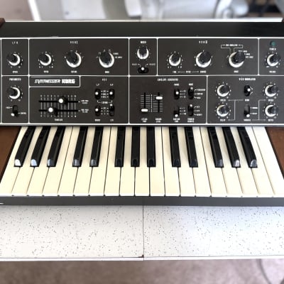 Korg 770