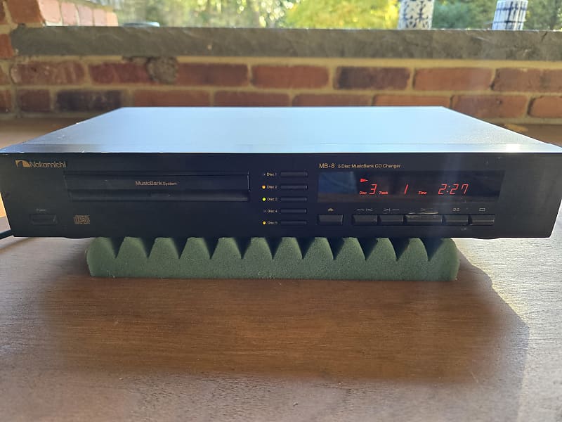 Nakamichi Music Bank 8 five CD changer Early 2000s - Black  			
