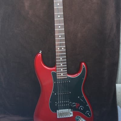 FENDER Limited Edition & Special Edition PLAYERS STRATOCASTER HSS STRAT 2019 - Candy Red Burst color explodes in the light.... for sale