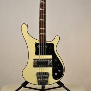 Spotted this vintage Greco Rickenbacker 4001 bass copy