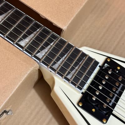 Jackson Pro Series Rhoads RR3 6-String Electric Guitar image 8