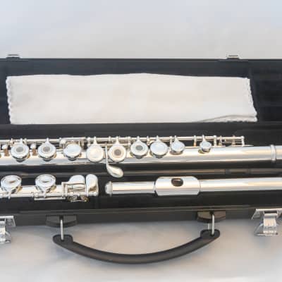YAMAHA ヤマハ　フルート　YFL-261 Strait Music - Yamaha YFL-261 Student Flute - (Offset-G