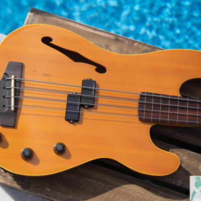 Rare 1991 Fender PBAC-100 FL - 7lbs 10 oz's! Fretless