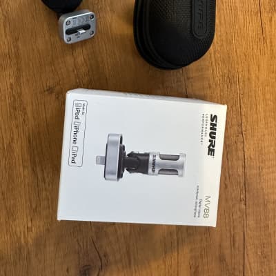 Shure MOTIV MV88 iOS Digital Stereo Condenser Microphone