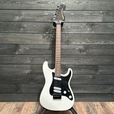 Fender Squier Contemporary Stratocaster Special Electric Guitar - White image 11