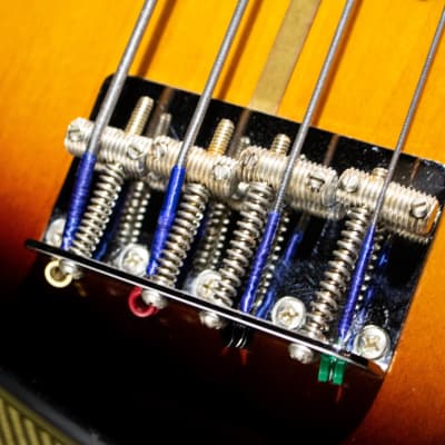Fender Jaco Pastorius Jazz Bass 2000 - 3-Color Sunburst image 8