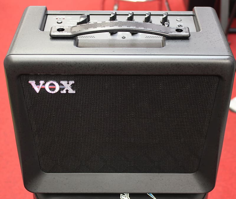Vox VX15 GT 15W 1x6.5 Guitar Combo Amp | Reverb