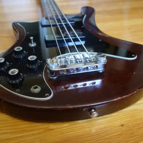 1978 Left Handed Guild B-302 Bass All Original image 6