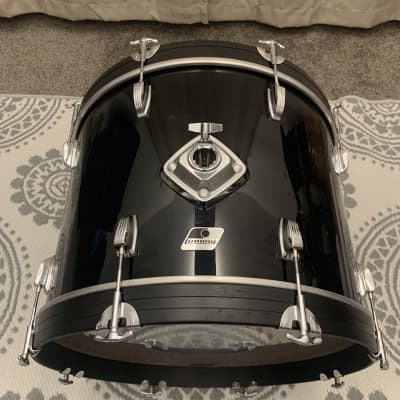 22” Ludwig Rocker II - Black image 2