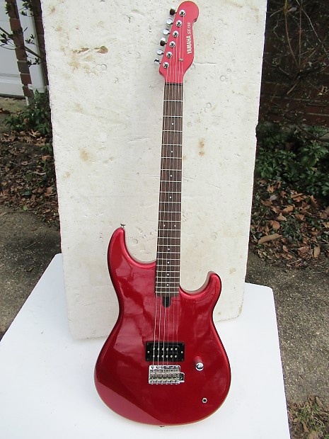 Yamaha se150 guitar on sale