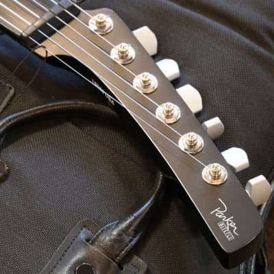 Parker NiteFly Electric Guitar Tobacco Burst HSS + OGB (6750) image 11