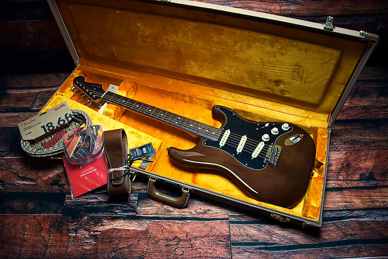 Fender FSR Limited Edition Hybrid II Japan Stratocaster 2023 - Walnut image 1