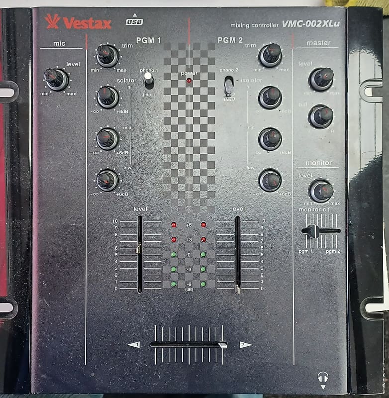 Vestax VMC-002XLu 2 Ch USB Professional DJ Mixer