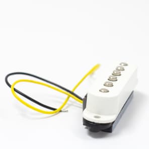 Fender Stock Middle Pickup From MIM Standard Stratocaster, Off White image 3