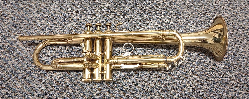 1965 F.E. Olds & Son Mendez Gold Lacquered Professional Bb Trumpet with  Mouthpiece and Case