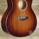 Taylor 2016 Mint 526ce w/ Case and Factory Warranty