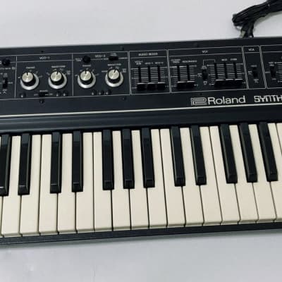 Roland SH-2 37-Key Synthesizer 1979 - 1982 - Black