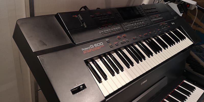 Roland JV-1000 Music Workstation | Reverb Canada