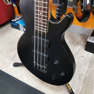 Dean Guitars Evo XM Electric bass short scale - Black color image 1
