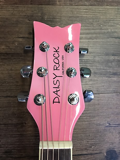 Daisy Rock 6260 Wildwood Acoustic Guitar 3 4 size
