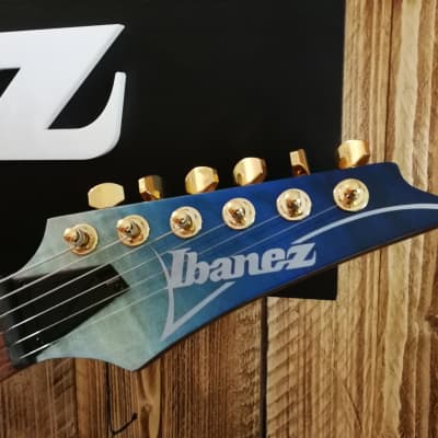 Ibanez RG421HPFM-BRG RG-Serie E-Gitarre 6 String Blue Reef Gradation image 5