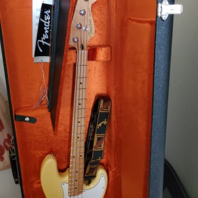 Fender Player Series Jazz Bass 2018-2019 Buttercream image 2