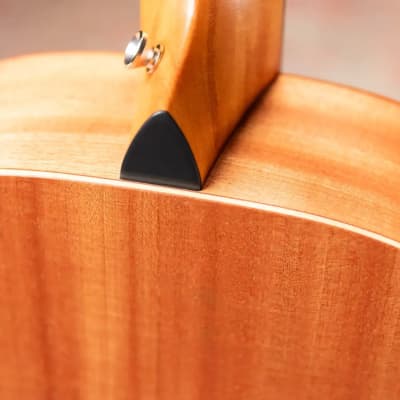 Taylor GS Mini Mahogany Acoustic Guitar with Structured Gig Bag image 8