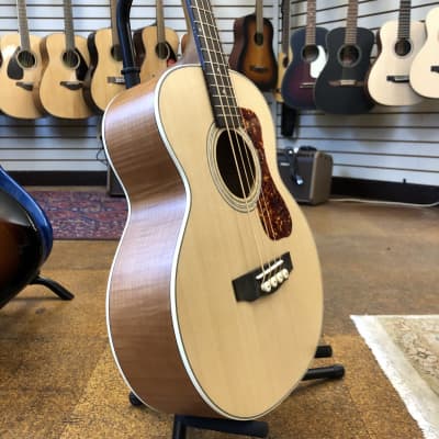Guild Jumbo Junior Bass Westerly Collection Sitka/Maple Acoustic-Electric Short Scale Bass image 2