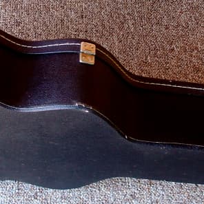 TKL black hard shell lined case for 17" Archtop guitars image 5