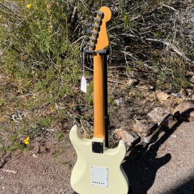 Immagine Fender Stratocaster Left Handed Olympic White Electric Guitar Japan MIJ Lefty - 13