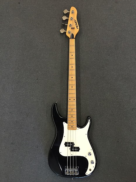 Peavey shop p bass