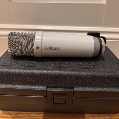 RODE NT1-A Large Diaphragm Cardioid Condenser Microphone | Reverb