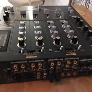 Technics SH - MZ 1200 4 channel DJ Professional Mixer (Very Technics SH - MZ 1200 4 channel DJ Professional Mixer (Very