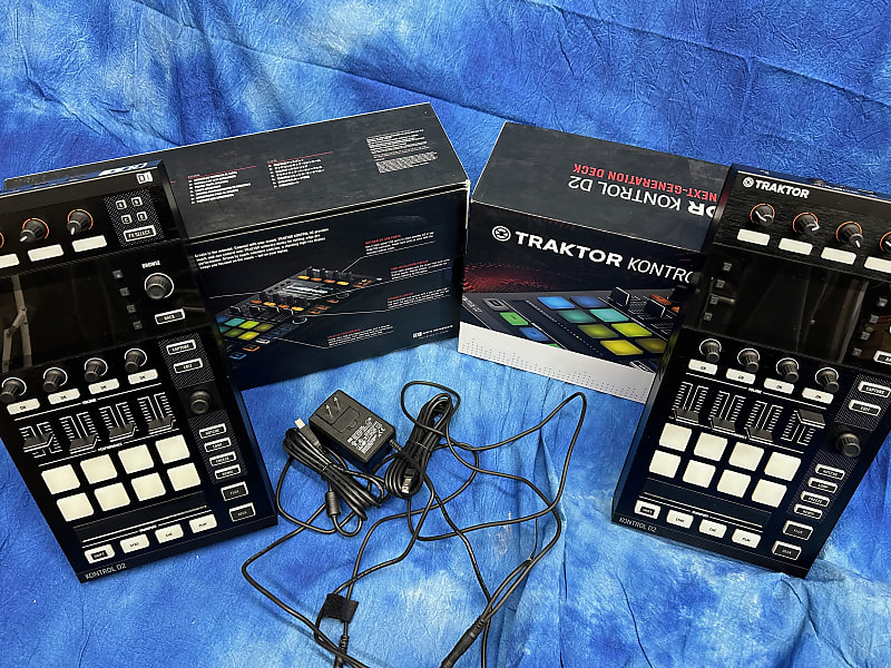 Native Instruments Traktor Kontrol D2