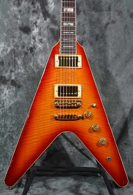 Ibanez RR400 Rocket Roll II 2 Flying V Vintage 1982 Cherry Sunburst w  Original Case & FAST Shipping