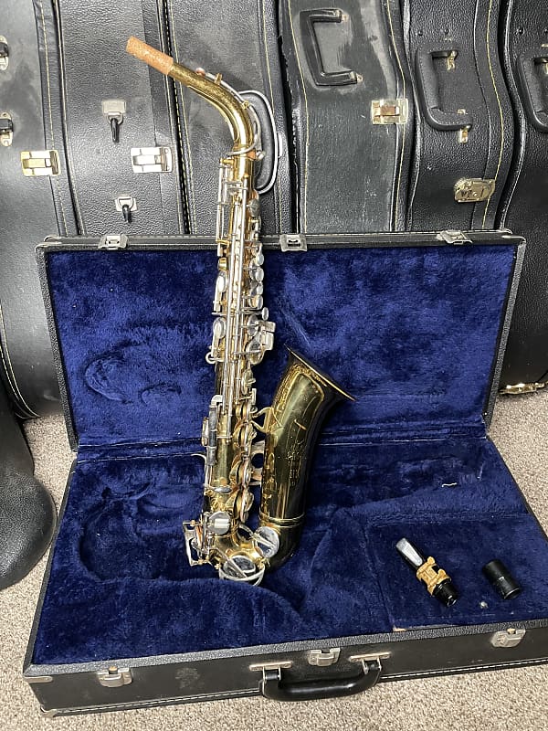 king 613 alto sax saxophone with case and mouthpiece Reverb