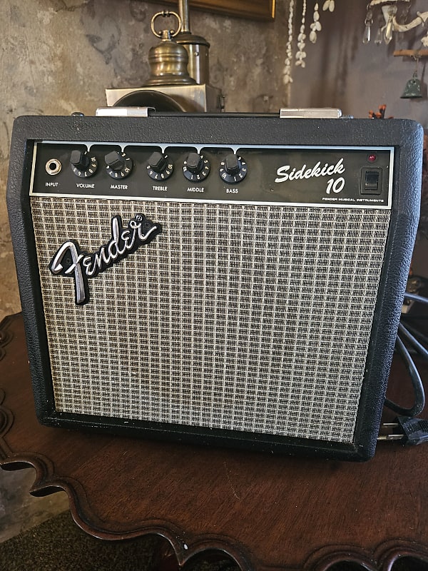 Fender Sidekick 10 10-Watt 1x6