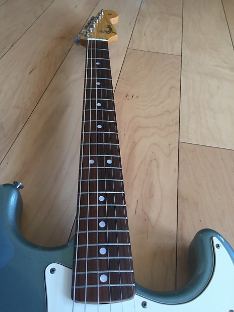 Fender Japan Stratocaster 1965 Reissue Ice Blue Metallic