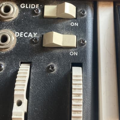 Minimoog Model D Mid- 1970s - Wood / maple image 11