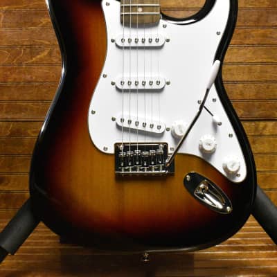 Squier Affinity Stratocaster, 3 Color Sunburst for sale