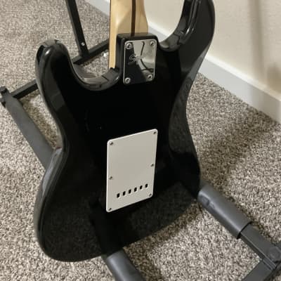 Squier Affinity Series Stratocaster with Rosewood Fretboard 2001 - 2018 - Black image 5